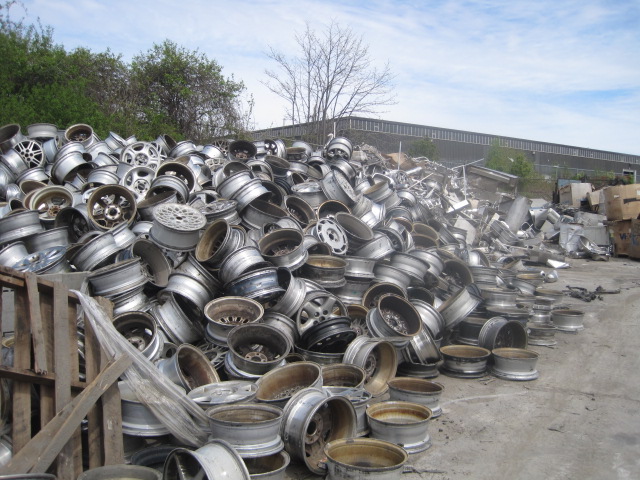 Aluminum & Chrome Rims