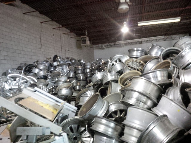 Aluminum and chrome wheel rims
